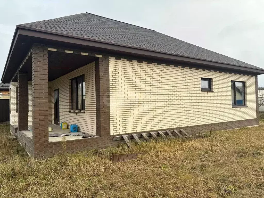 Дом в Белгородская область, Поселок Чернянка городское поселение, ... - Фото 2