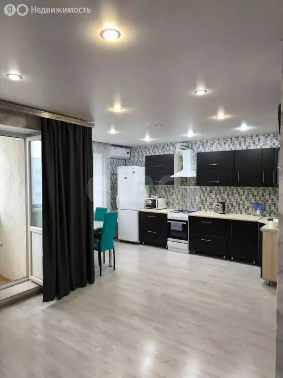 Квартира-студия: Саратов, 1-й Прессовый проезд, 3Б (37.6 м) - Фото 0