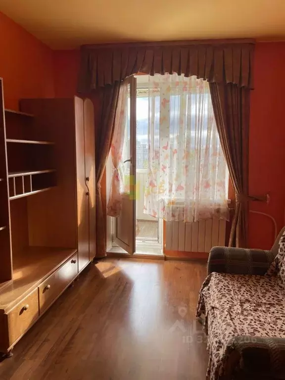 3-к кв. Омская область, Омск Заозерная ул., 22/2 (65.0 м) - Фото 1