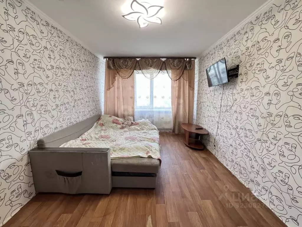 3-к кв. Ямало-Ненецкий АО, Новый Уренгой ул. Геологоразведчиков, 8 ... - Фото 1