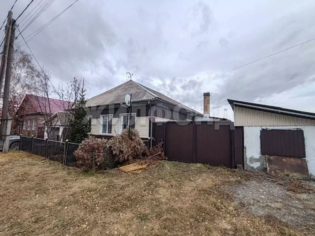 Дом в Хакасия, Алтайский район, с. Белый Яр ул. Карла Маркса (94 м) - Фото 1