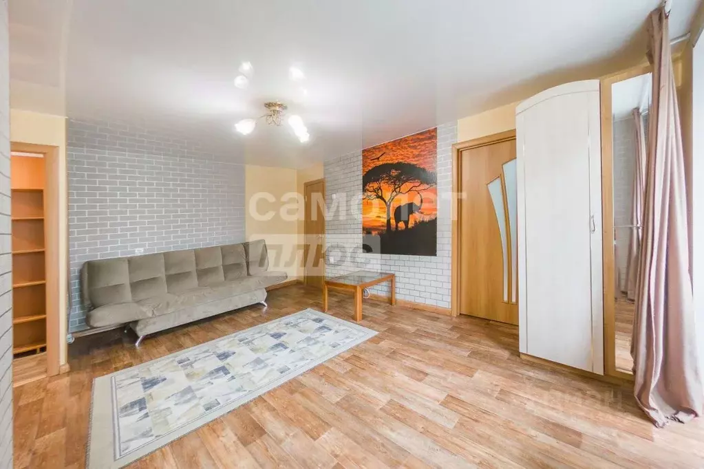 2-к кв. Свердловская область, Екатеринбург ул. Индустрии, 94Б (44.7 м) - Фото 0