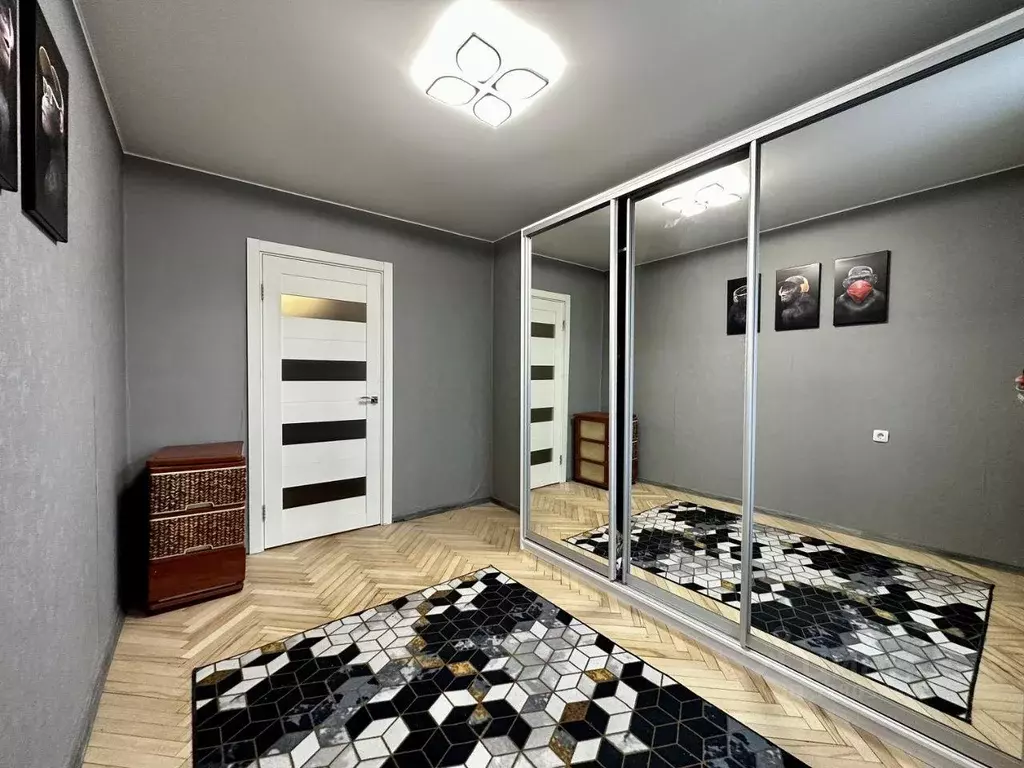 Квартира, 4 комнаты, 62.9 м - Фото 1