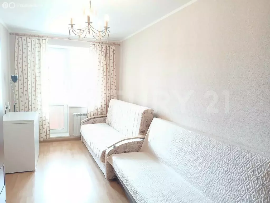 3-комнатная квартира: Пермь, Чердынская улица, 19 (60 м) - Фото 0