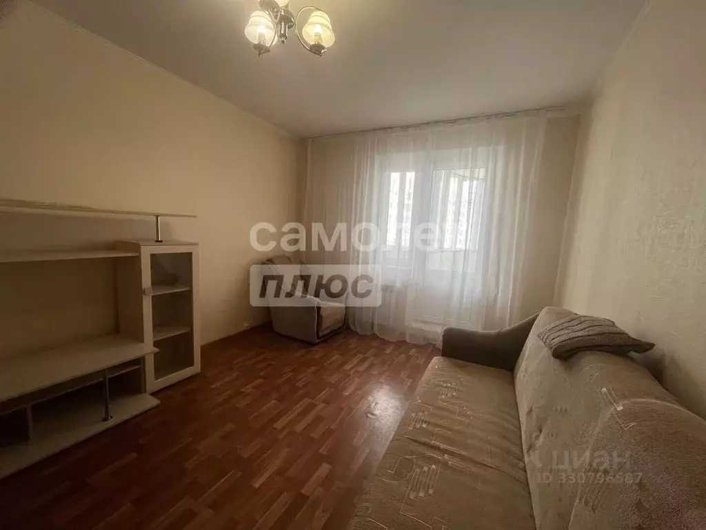 2-к кв. Курская область, Курск просп. Вячеслава Клыкова, 49 (58.4 м) - Фото 1
