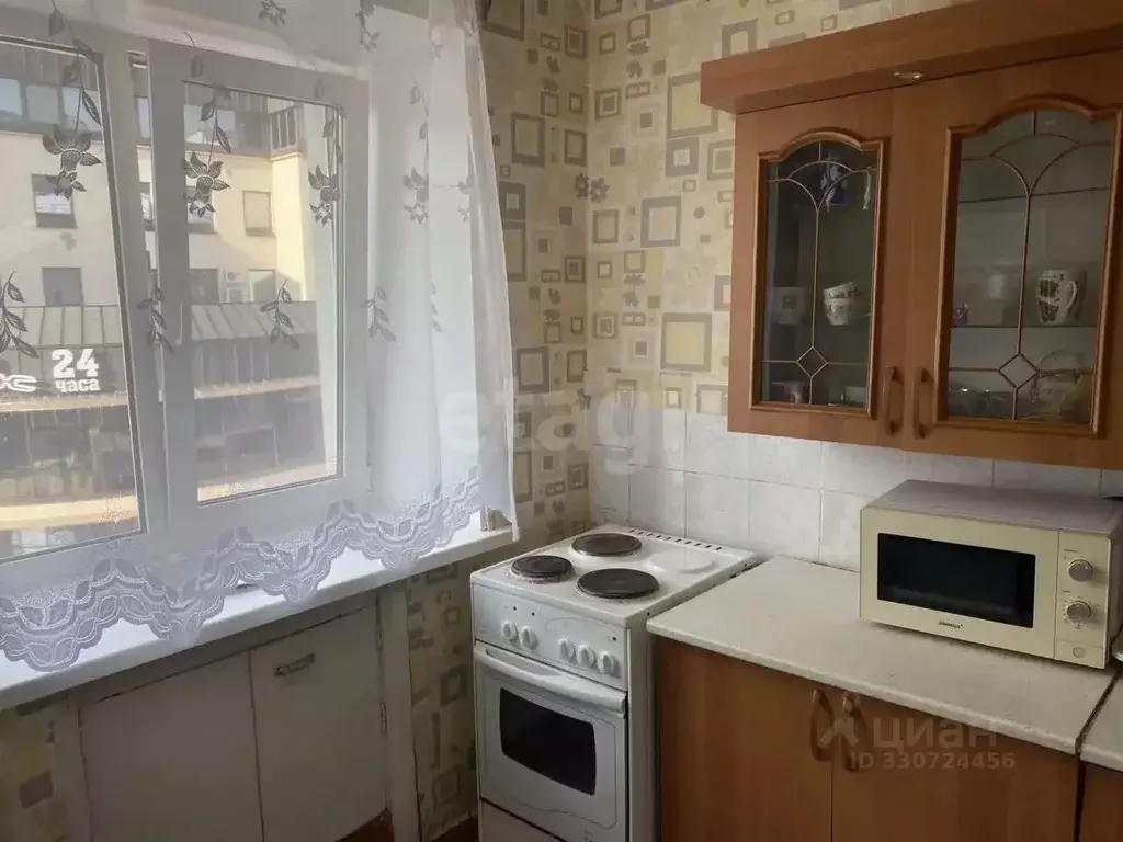2-к кв. Тюменская область, Тюмень ул. Дзержинского, 31 (42.6 м) - Фото 1