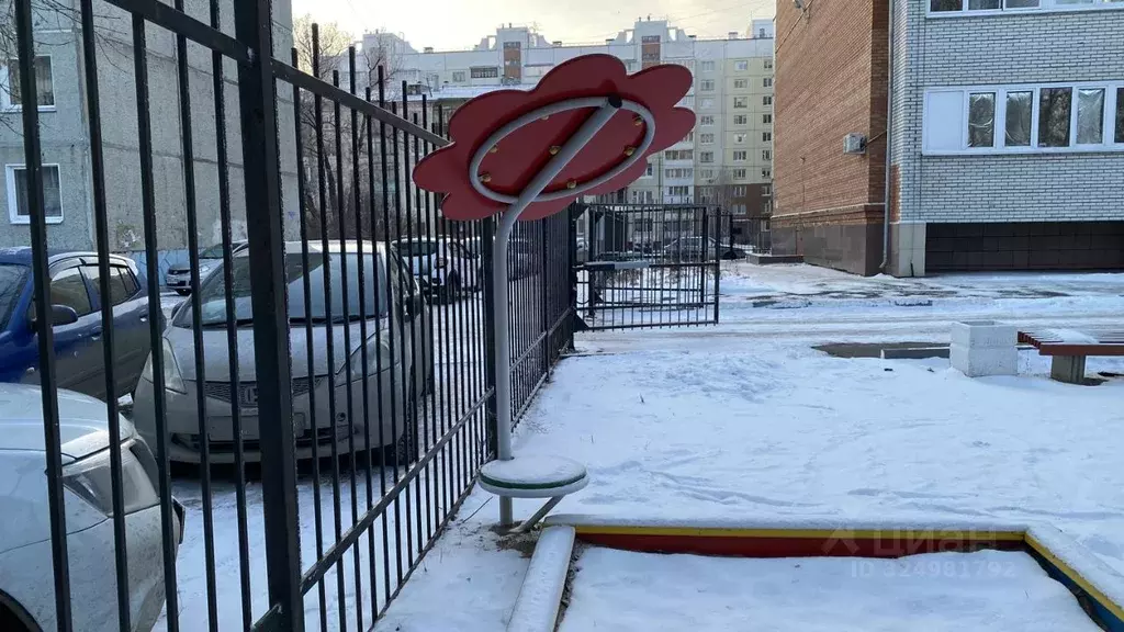 2-к кв. Омская область, Омск Московка мкр, ул. Батумская, 30/1 (56.2 ... - Фото 2