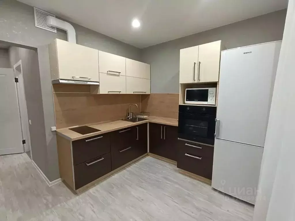 1-к кв. Татарстан, Казань ул. Александра Курынова, 5к1 (36.0 м) - Фото 2