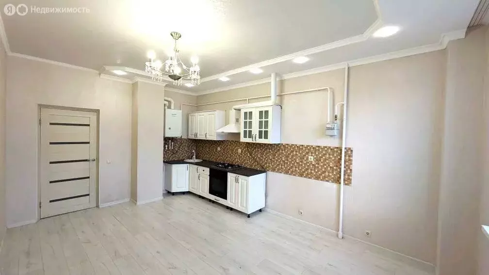 1-комнатная квартира: Новороссийск, Екатерининская улица, 2 (47 м) - Фото 2