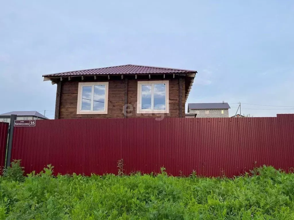 Дом в Башкортостан, Иглинский район, Акбердинский сельсовет, с. ... - Фото 0