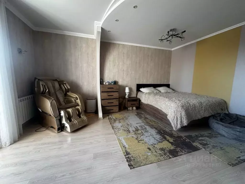 2-к кв. Хабаровский край, Хабаровск Уссурийский бул., 18 (60.0 м) - Фото 1