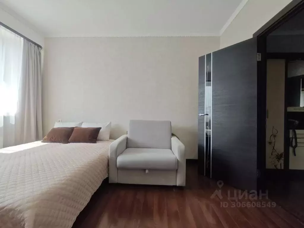 1-к кв. Бурятия, Улан-Удэ ул. Трубачеева, 152А (35.0 м) - Фото 1