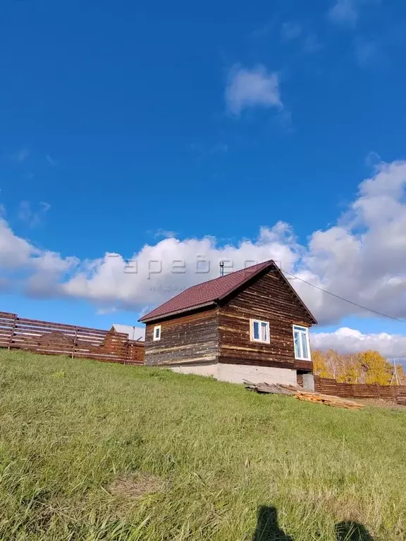 Дом в Красноярский край, Емельяново городское поселение, Емельяново ... - Фото 0