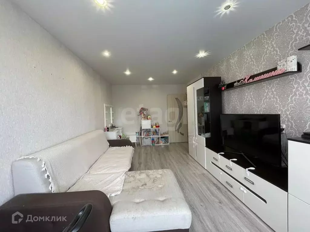 Продаётся 3-к квартира, 66.9 м - Фото 1