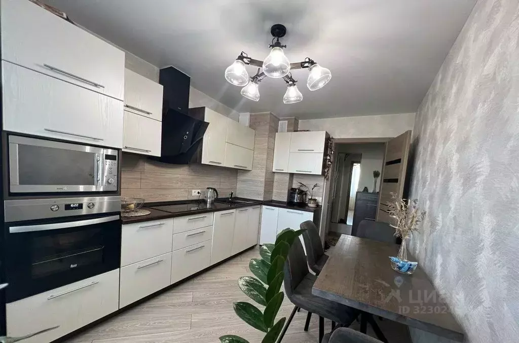 2-к кв. Свердловская область, Сысерть Каменный цветок мкр, 3 (63.0 м) - Фото 1