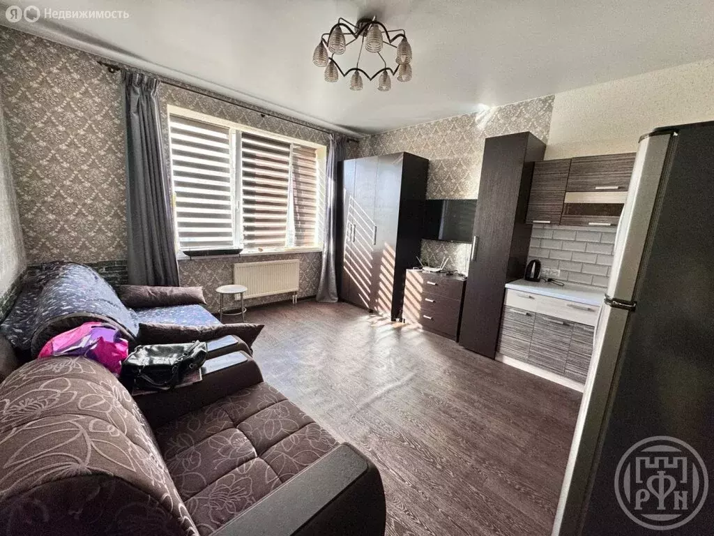 Квартира-студия: Коммунар, Весенняя улица, 3 (25.4 м) - Фото 1