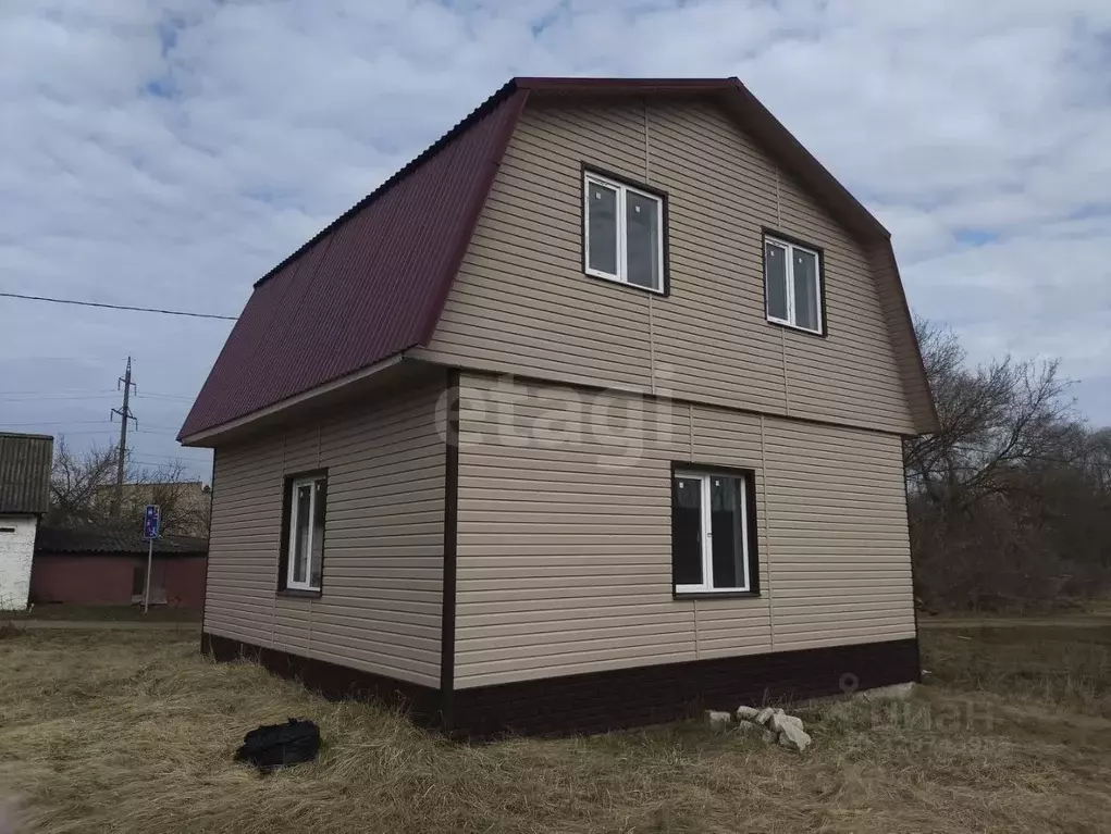 Дом в Орловская область, Орловский муниципальный округ, д. Нижняя ... - Фото 1