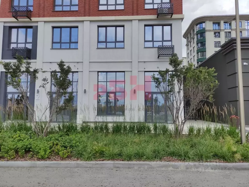 Торговая площадь в Тюменская область, Тюмень ул. Пожарных и ... - Фото 2