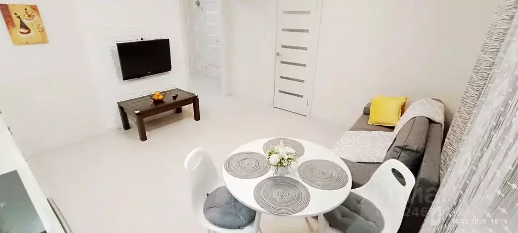 1-к кв. Татарстан, Казань ул. Азата Аббасова, 13 (40.0 м) - Фото 1