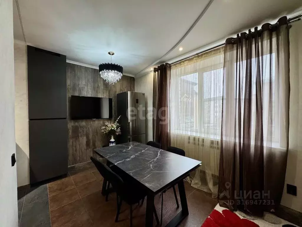 3-к кв. Карачаево-Черкесия, Черкесск ул. Космонавтов, 30А (78.9 м) - Фото 0