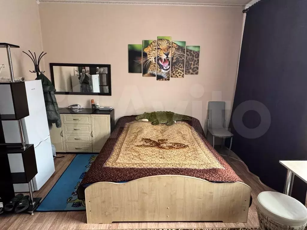 Комната 27 м в 2-к., 1/1 эт. - Фото 1
