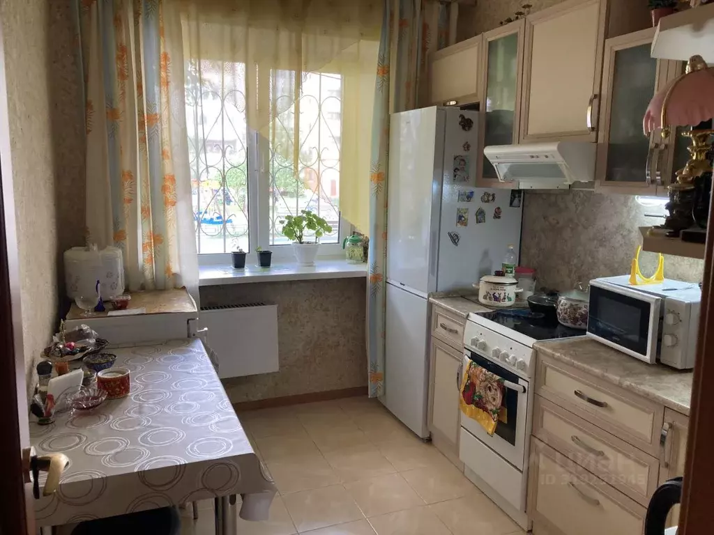 2-к кв. Тюменская область, Тюмень Сосьвинская ул., 45 (52.0 м) - Фото 1