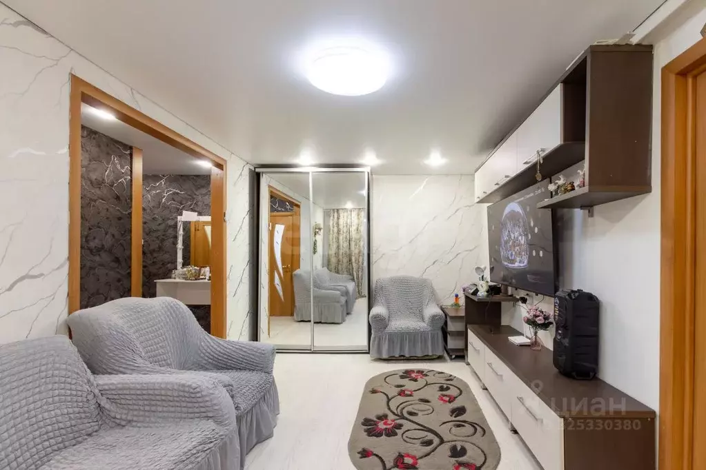 2-к кв. Алтайский край, Барнаул ул. Георгия Исакова, 119 (46.7 м) - Фото 2