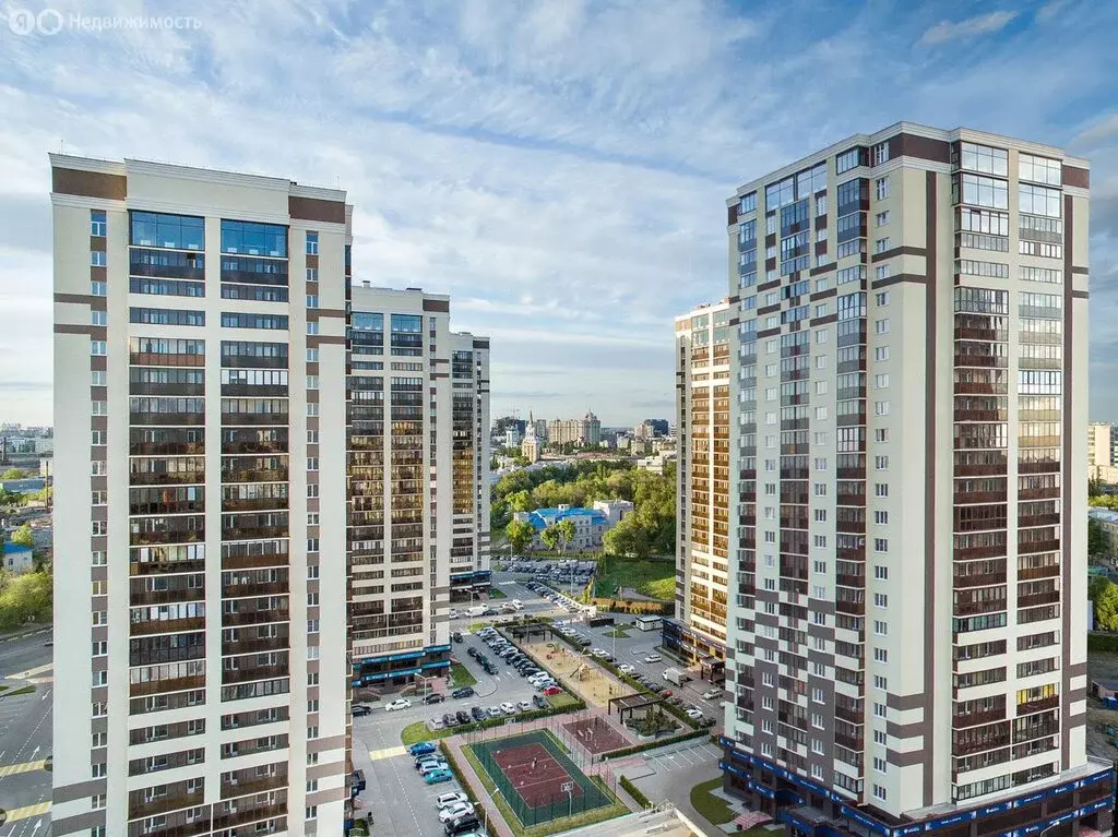 2-комнатная квартира: Воронеж, улица Ворошилова, 1В (74.6 м) - Фото 1