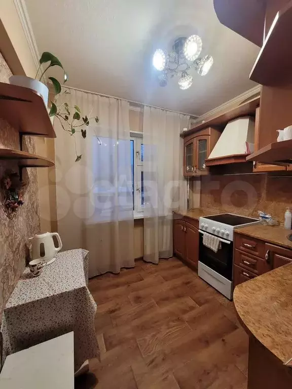 3-к. квартира, 60 м, 3/5 эт. - Фото 1