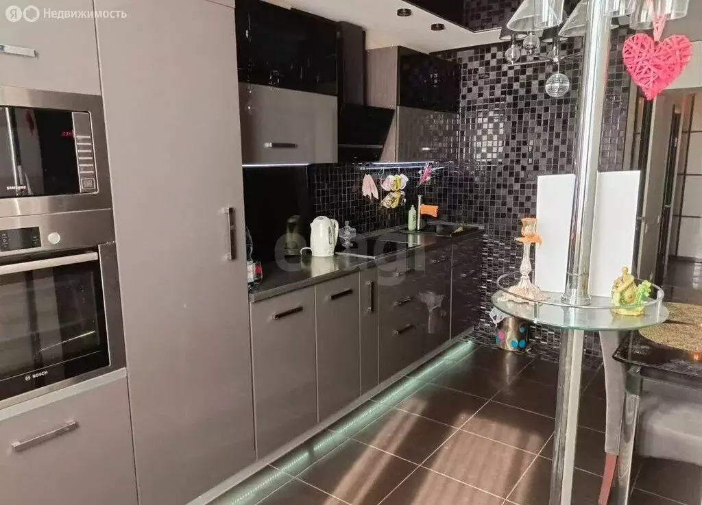 2-комнатная квартира: Самара, улица Карбышева, 61 (65 м) - Фото 2