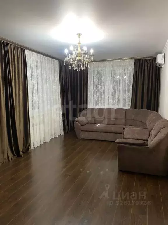 2-к кв. Северная Осетия, Владикавказ ул. Генерала Дзусова, 6В (87.0 м) - Фото 1