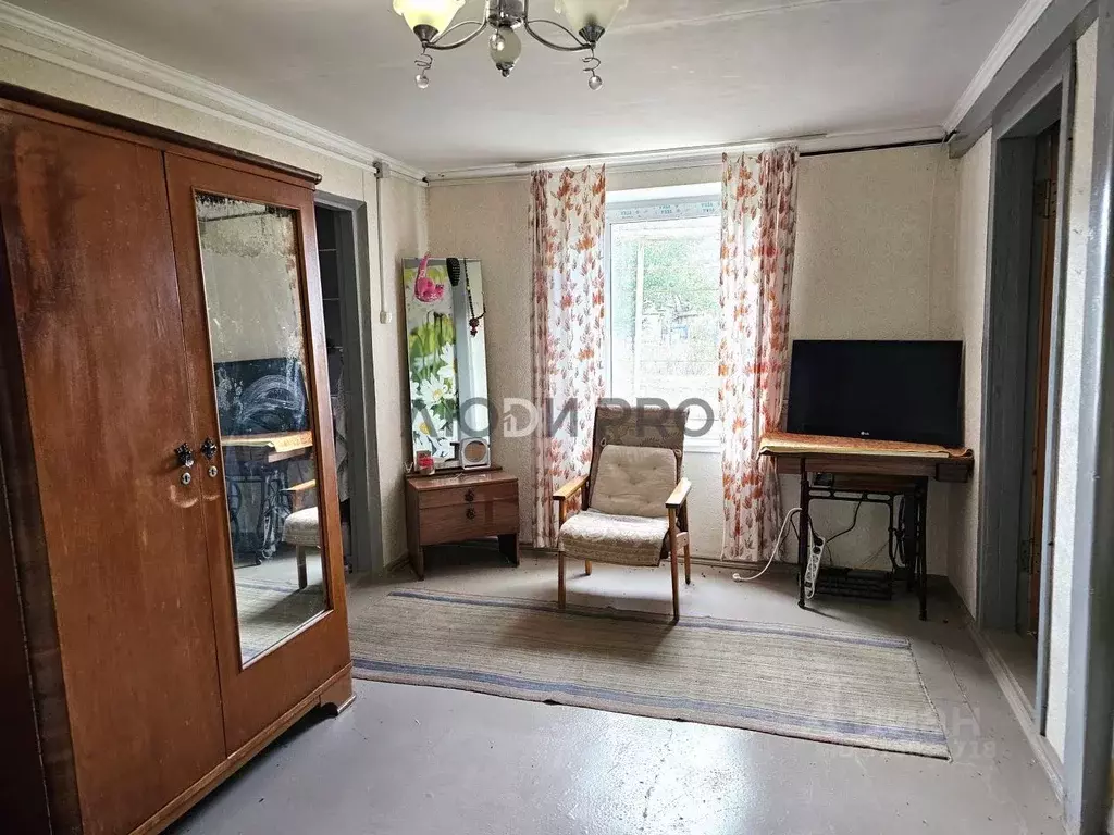 Дом в Саратовская область, Энгельсский район, с. Красный Яр ул. Карла ... - Фото 1