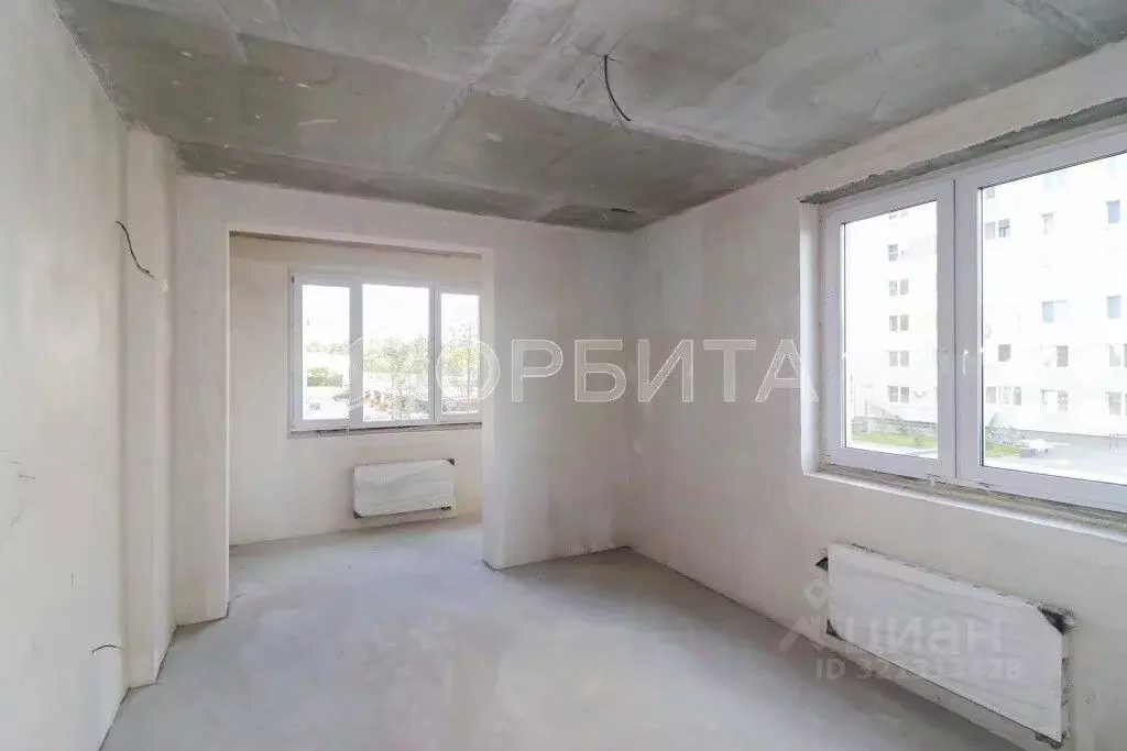 2-к кв. Тюменская область, Тюмень Ставропольская ул., 95 (63.1 м) - Фото 0