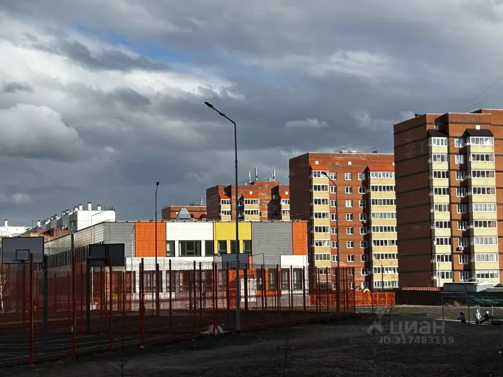 3-к кв. Красноярский край, Сосновоборск ул. Ленинского Комсомола, 37 ... - Фото 0