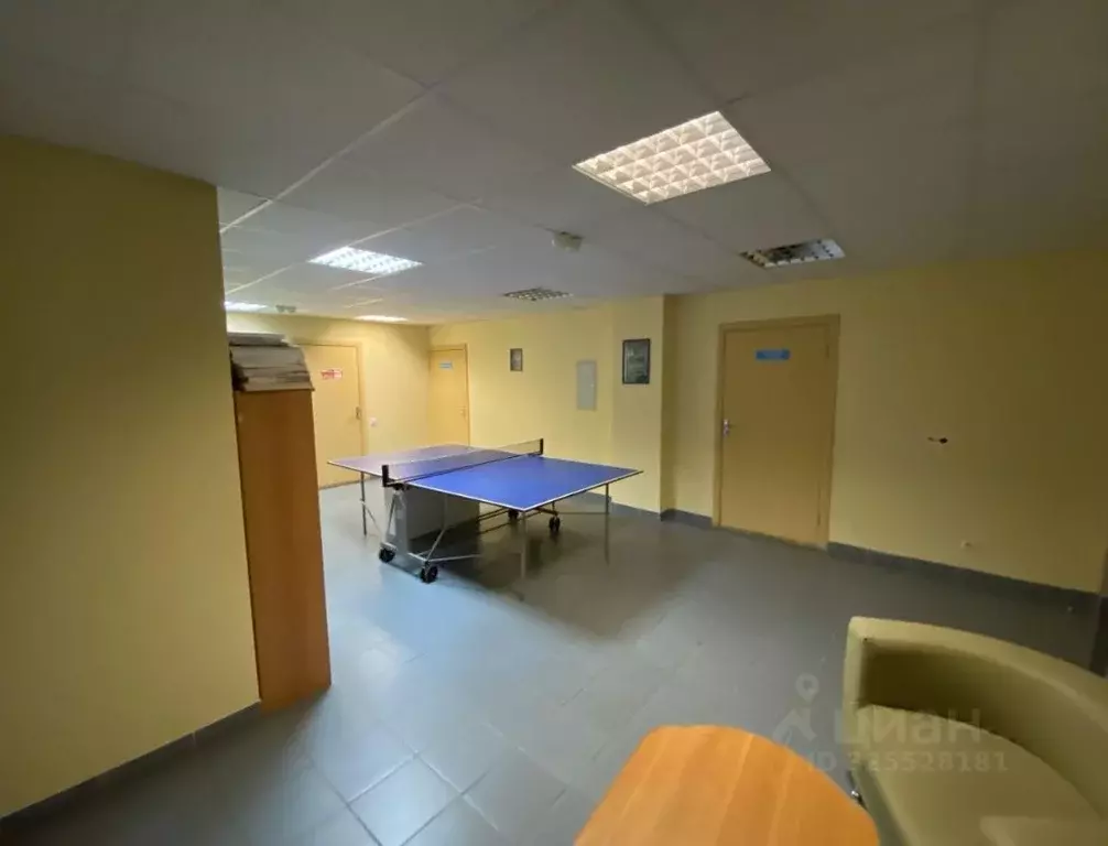 Помещение свободного назначения в Омская область, Омск просп. Карла ... - Фото 1