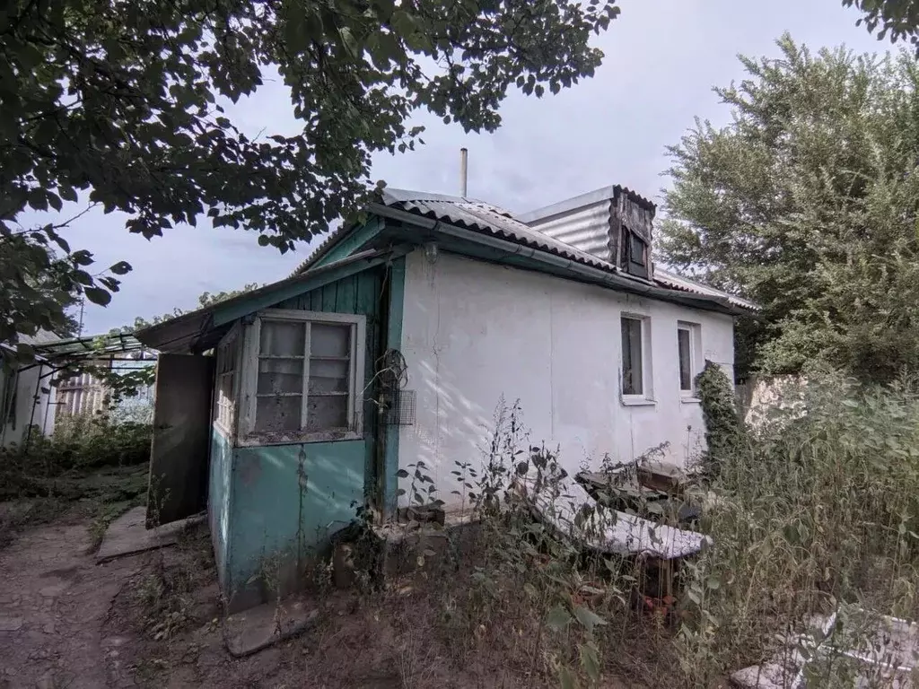 Дом в Ростовская область, Белокалитвинский район, пос. Горняцкий ... - Фото 1