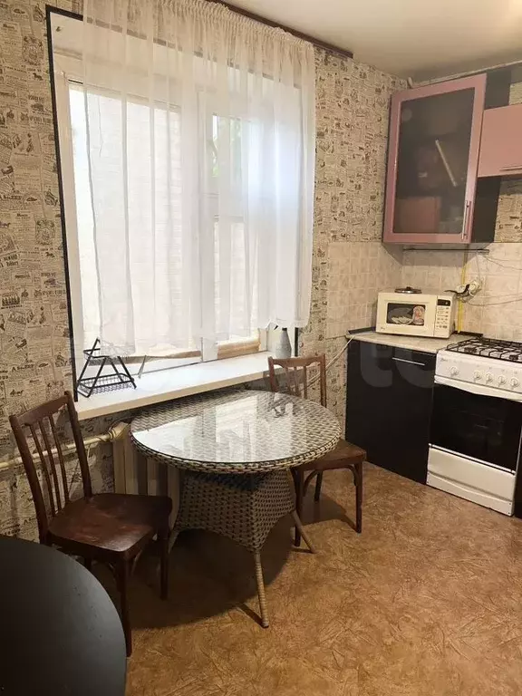 1-к. квартира, 37 м, 1/10 эт. - Фото 1