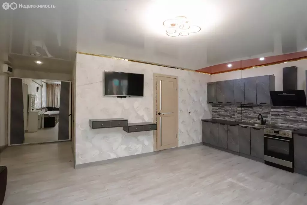 3-комнатная квартира: Иркутск, улица Павла Красильникова, 219 (57.8 м) - Фото 2