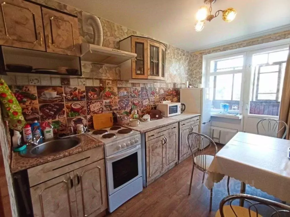 2-к кв. Крым, Сакский район, Охотниковское с/пос, с. Карьерное ул. ... - Фото 1