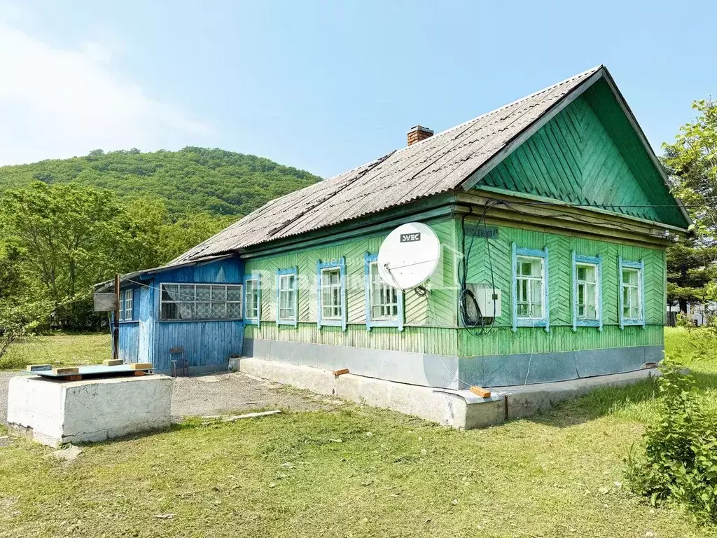Дом в Приморский край, Партизанский муниципальный округ, пос. Боец ... - Фото 0