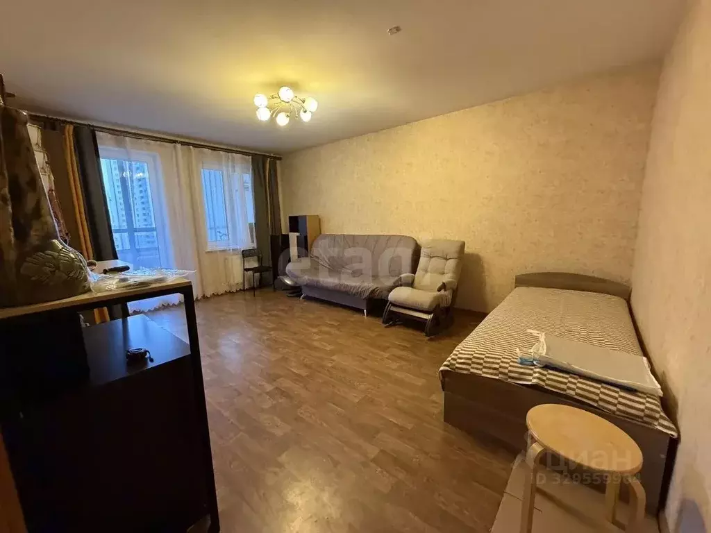 3-к кв. Санкт-Петербург ул. Маршала Казакова, 68к1 (75.3 м) - Фото 0