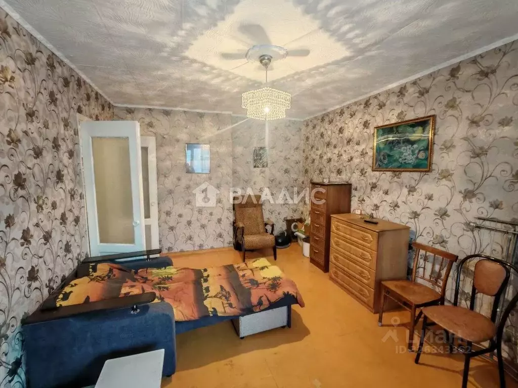 2-к кв. Бурятия, Улан-Удэ Октябрьская ул., 5 (49.5 м) - Фото 2