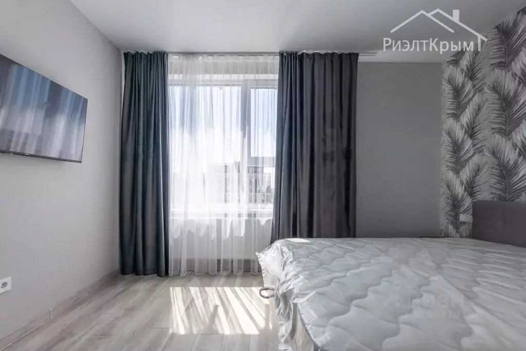 2-к кв. Крым, Симферополь просп. Александра Суворова, 101 (54.6 м) - Фото 1