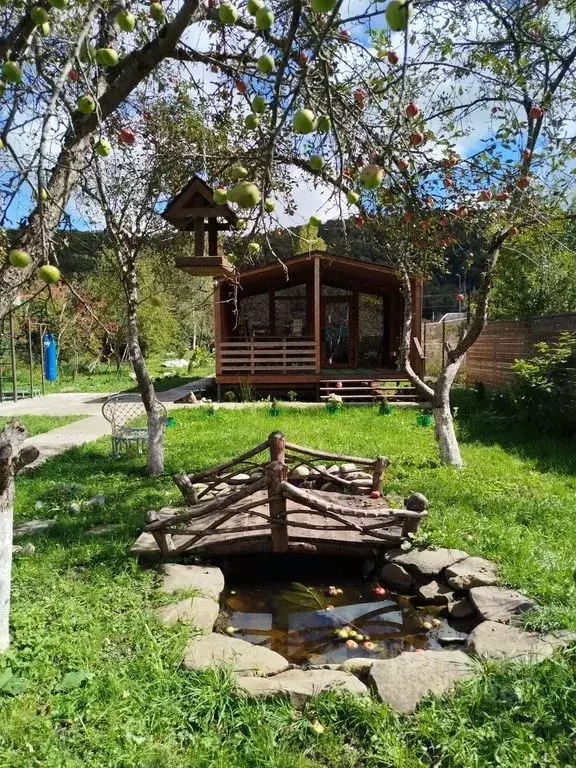 Дом в Карачаево-Черкесия, Зеленчукский район, с. Нижняя Ермоловка ... - Фото 1