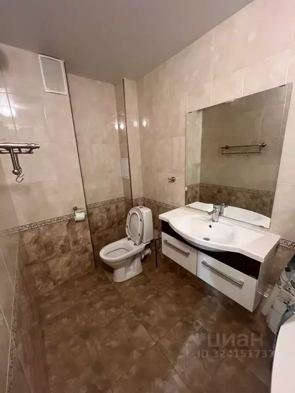 3-к кв. Свердловская область, Екатеринбург ул. Куйбышева, 21 (74.9 м) - Фото 1