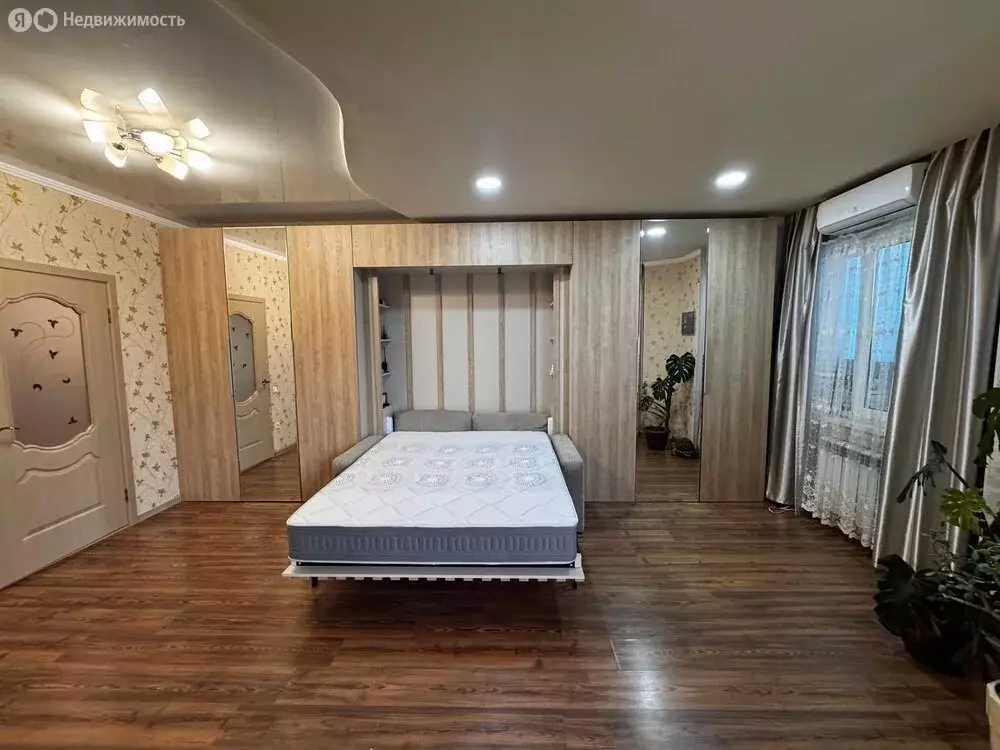 2-комнатная квартира: Анапа, Промышленная улица, 2 (104 м) - Фото 1