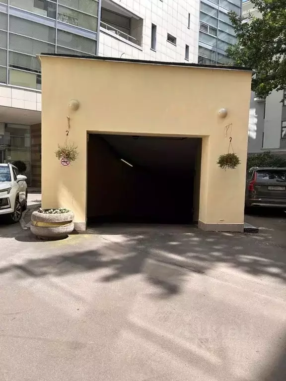 Гараж в Москва ул. Большая Дмитровка, 16к1 (18 м) - Фото 2