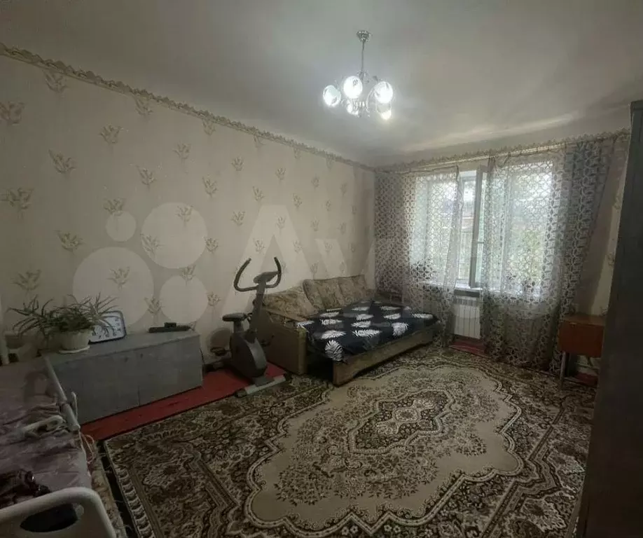Комната 19 м в 3-к., 4/4 эт. - Фото 1