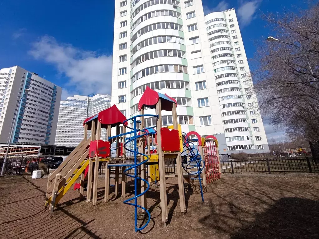 Продаётся 2-к квартира, 56.1 м - Фото 1