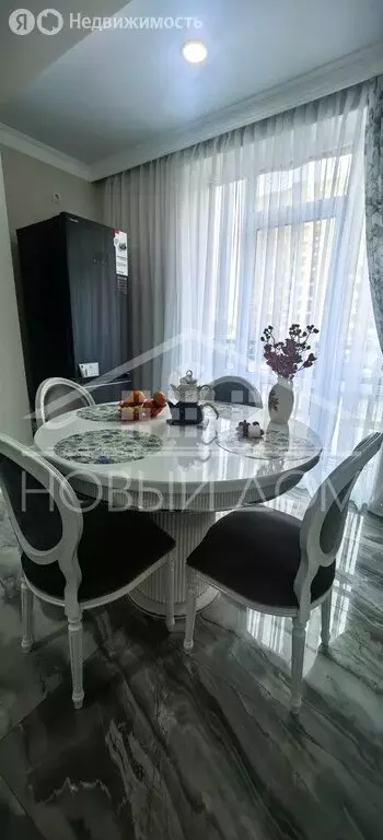 3-комнатная квартира: Нальчик, улица Шарданова, 52А (110 м) - Фото 2